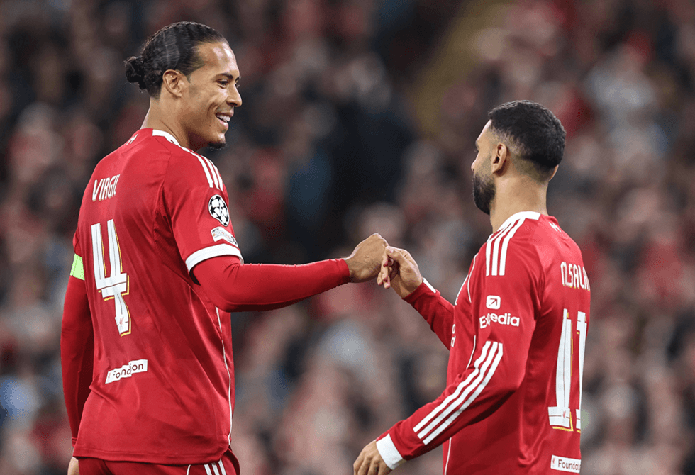 فان دايك يتحدث عن أزمة صلاح وقرب مغادرته ليفربول مؤقتاً